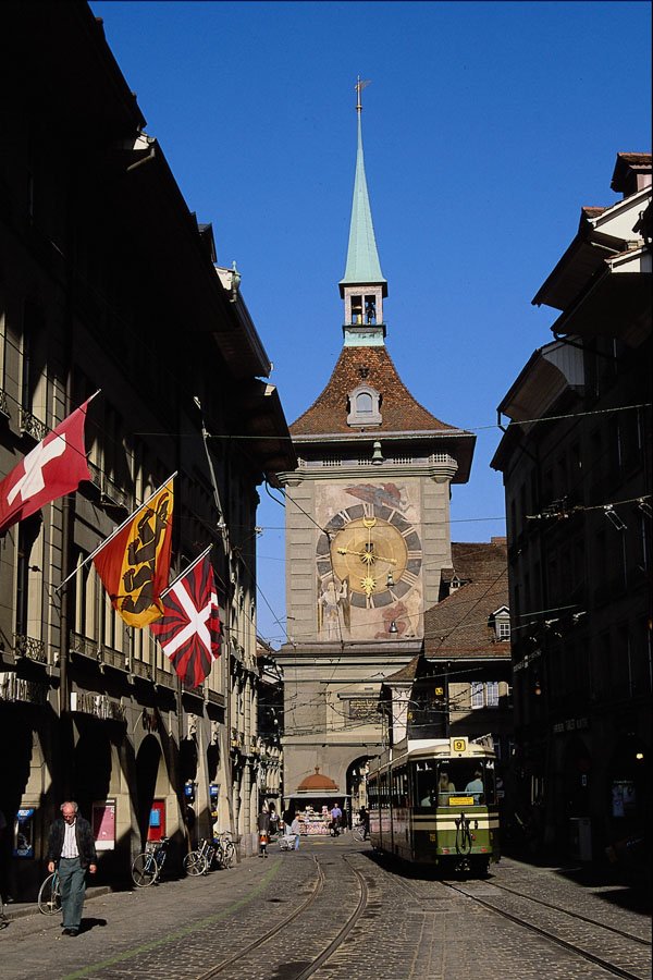439070 The Clock Tower On The Kramgasse A4 Photo Print