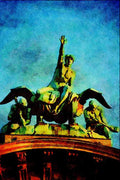 439096 Statues On Gate Above The Bahnhofplatz A4 Limited Edition Watercolour Print