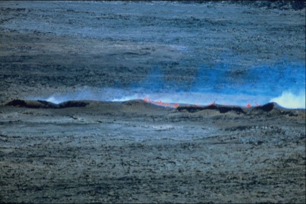442016 Crack, Kilauea Floor A4 Photo Print