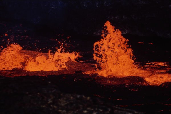 442042 Mauna Ulu Vent A4 Photo Print