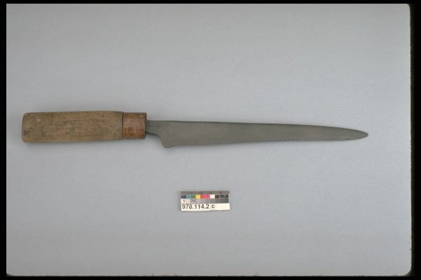 444080 Tanner's Knife A4 Photo Print