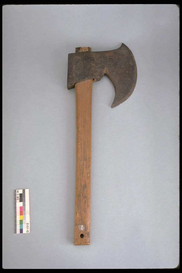 444081 Goose Wing Axe A4 Photo Print