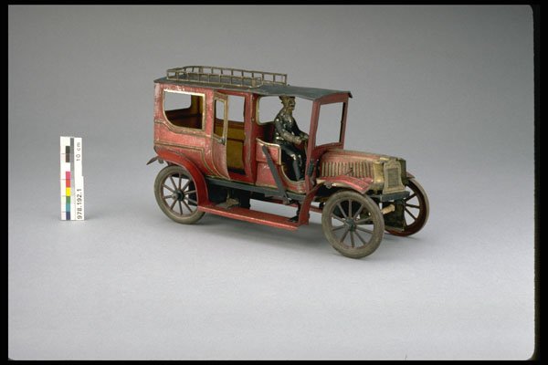 445091 Mechanical Limousine A4 Photo Print