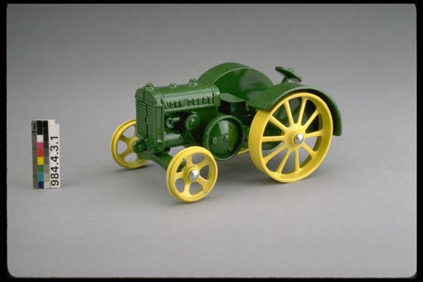 445099 Tractor A4 Photo Print