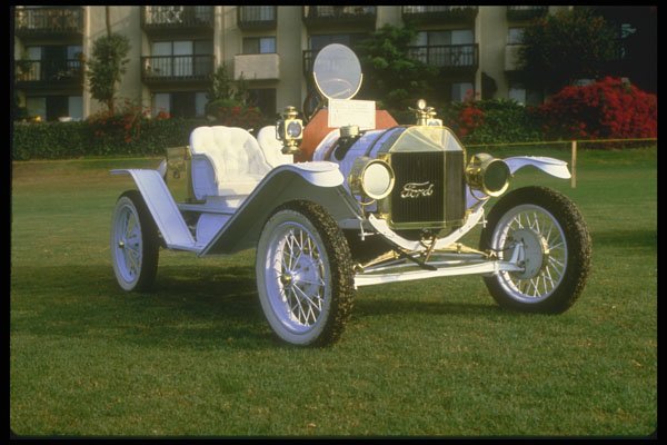 447039 1918 Ford A4 Photo Print