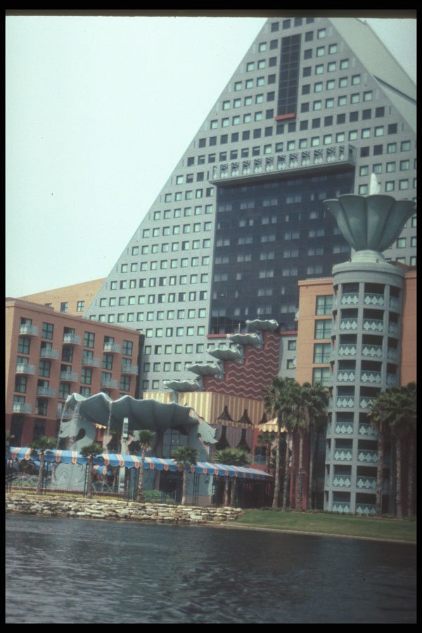 448009 The Porpoise Resort A4 Photo Print