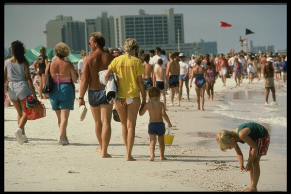 448070 Beach At Clearwater A4 Photo Print
