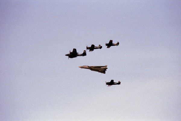 450040 Missing Man Fighter Formation, Oshkosh, Wisconsin A4 Photo Print