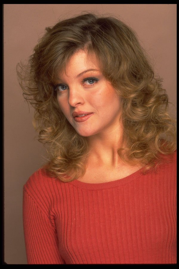 451014 Wavy Perm, Blonde Hair, Casual Look A4 Photo Print