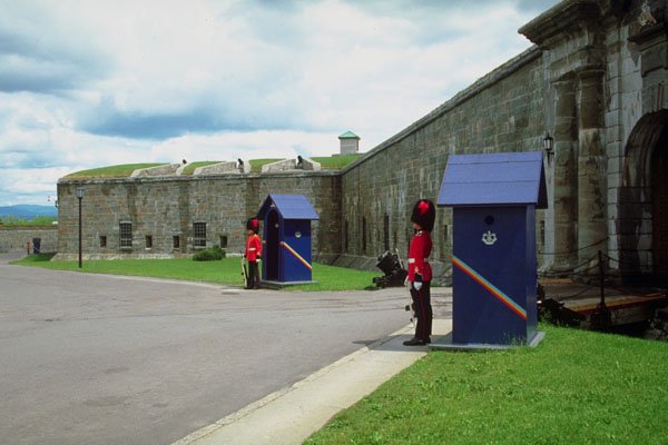 454017 La Citadelle, Quebec A4 Photo Print