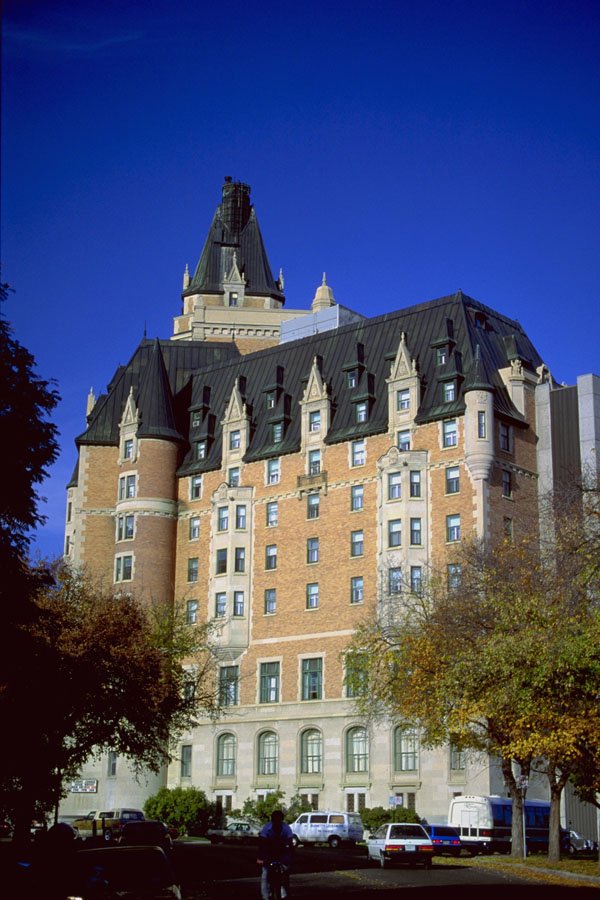 454040 Bessborough Hotel, Saskatoon, Saskatchewan A4 Photo Print