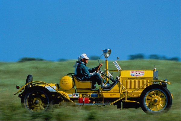 455093 1917 American LaFrance A4 Photo Print