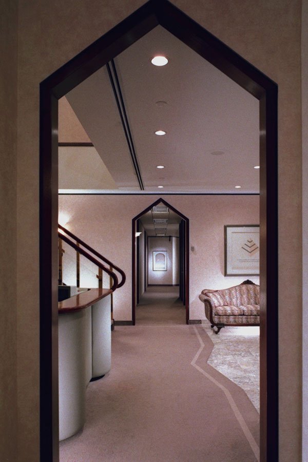 457063 Diamond Archway A4 Photo Print