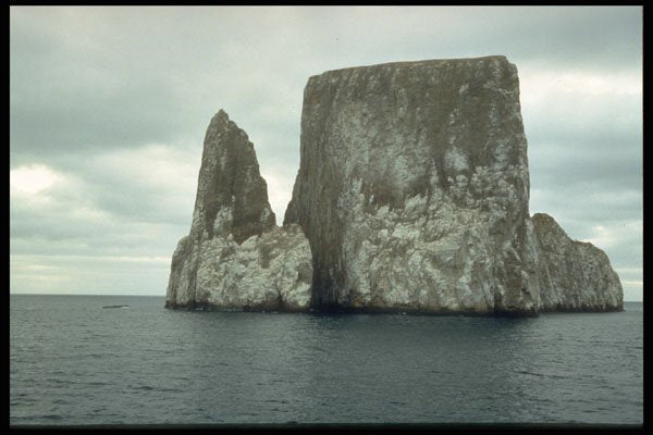 459065 Leon Dormido Cliffs, Galapagos Islands, Ecuador A4 Photo Print