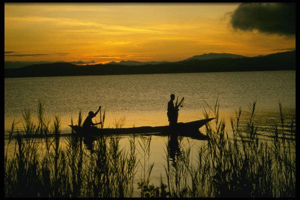 460020 Dugout Canoe At Sunrise, Lake Kivu, Zaire A4 Photo Print