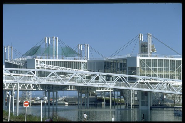 462040 Ontario Place A4 Photo Print