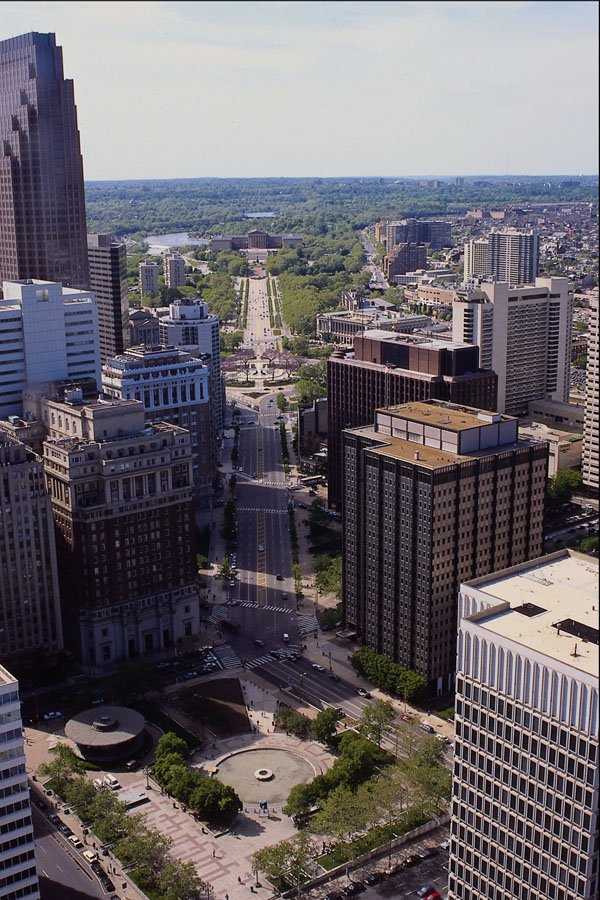 463034 J. F. Kennedy Square And B. Franklin Parkway A4 Photo Print