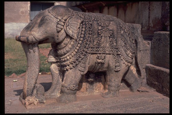 466090 Elephant Sculpture, Mysore, India A4 Photo Print