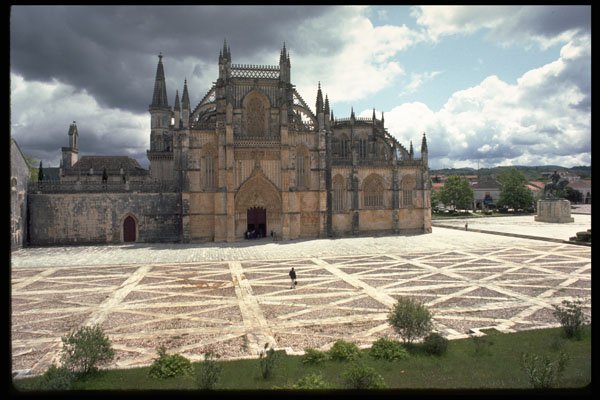 467018 Batalha Abbey, Portugal A4 Photo Print