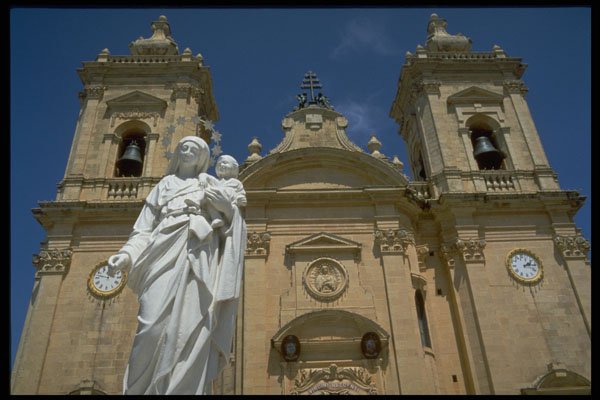 467075 Typical Church Architecture, Malta A4 Photo Print