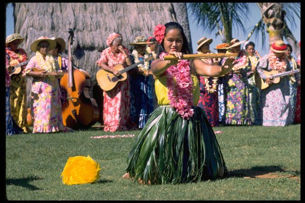 469085 Hula Dancers, Honolulu, Hawaii A4 Photo Print