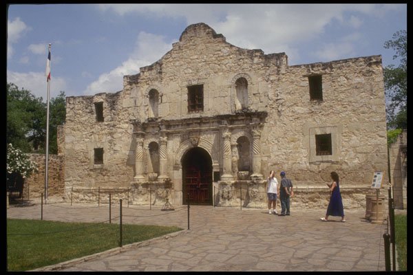 472002 The Alamo, San Antonio, Texas A4 Photo Print