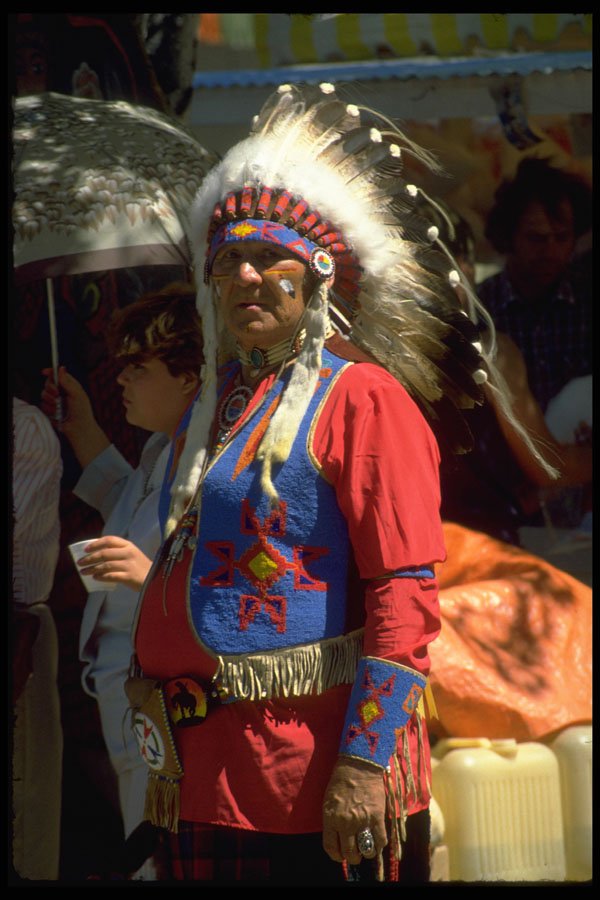 481044 Native Indian Wearing Traditional Clothes, New Mexico A4 Photo Print