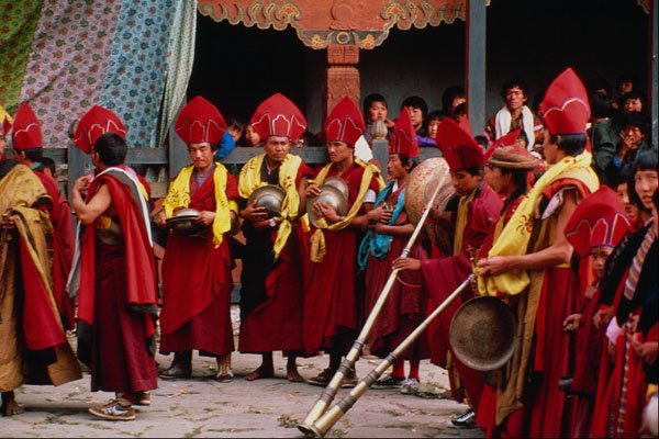 481080 Monastery Orchestra With Alpenhorns, India A4 Photo Print