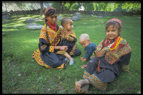 481090 Kalash Children, Bumburate A4 Photo Print