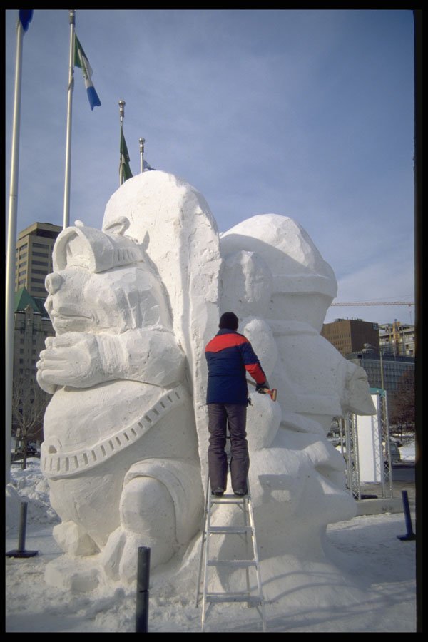 484005 Working On A Snow Sculpture, Ottawa A4 Photo Print
