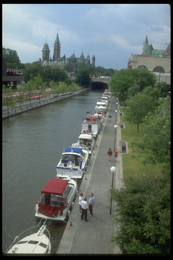 484009 Rideau Canal And Chateau Laurier Hotel A4 Photo Print