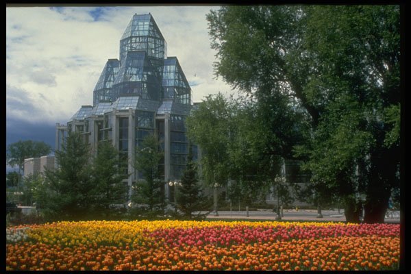 487014 National Art Gallery, Ottawa, Canada A4 Photo Print