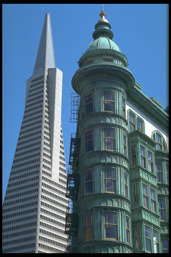 487056 Flat Iron Columbus Tower, San Francisco, California A4 Photo Print