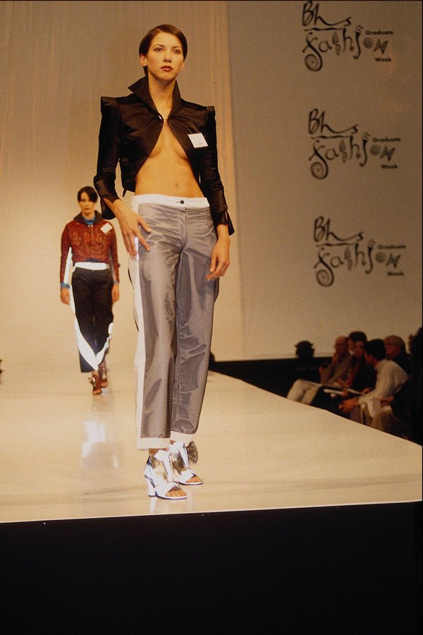 488085 Fashion Show A4 Photo Print