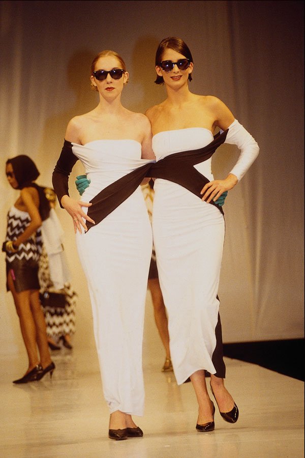 488087 Fashion Show A4 Photo Print