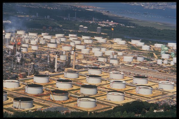 489022 Oil Refinery Near Soton A4 Photo Print