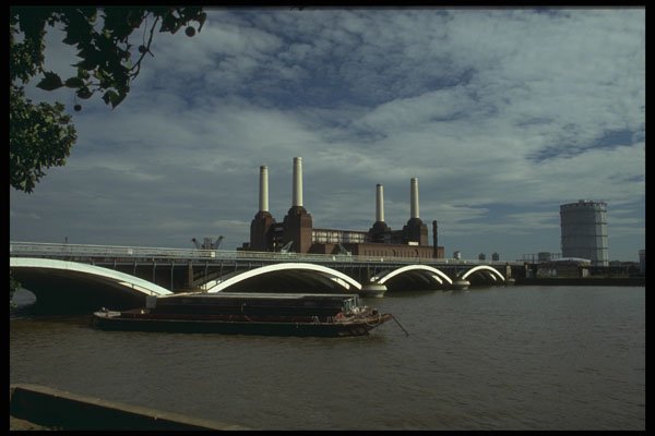 489028 Battersea Power Station And Grosvenor Rail Bridge, London A4 Photo Print