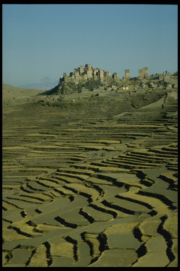 490077 Manakha, Yemen A4 Photo Print