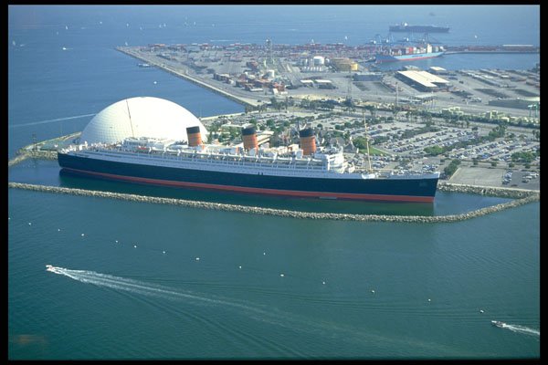 491003 The Queen Mary, Long Beach, California A4 Photo Print