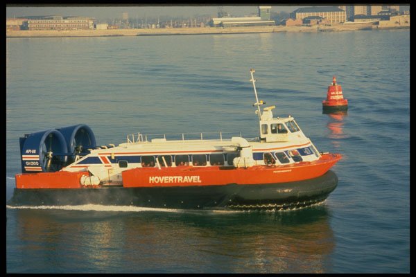 491030 Hovercraft On The Portsmouth To Ryde Route A4 Photo Print