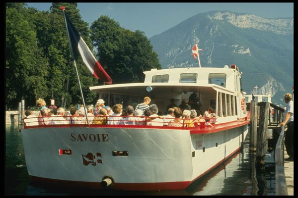 491072 Lake Cruiser, Savoie, France A4 Photo Print
