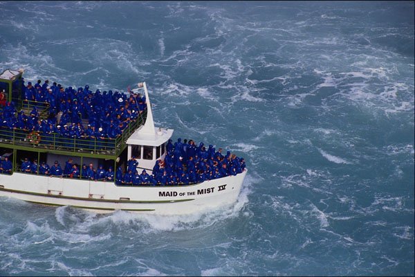 491093 Maid Of The Mist, Niagara Falls A4 Photo Print