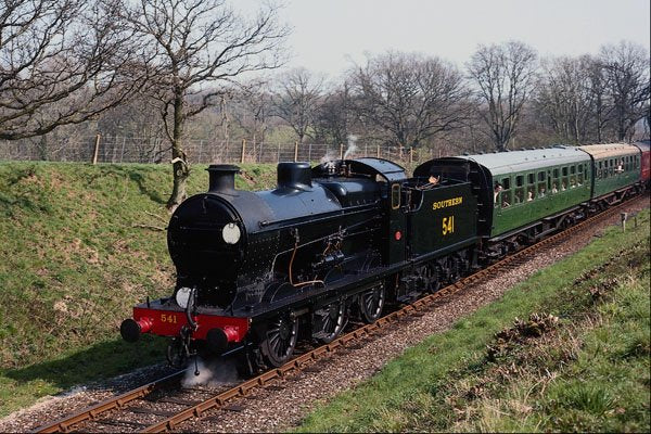 499039 No. 541 Q Class On Freshfield Bank A4 Photo Print