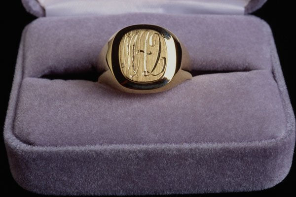 504012 Graduation Ring A4 Photo Print