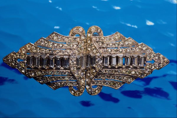 504027 Rhinestone Brooch A4 Photo Print