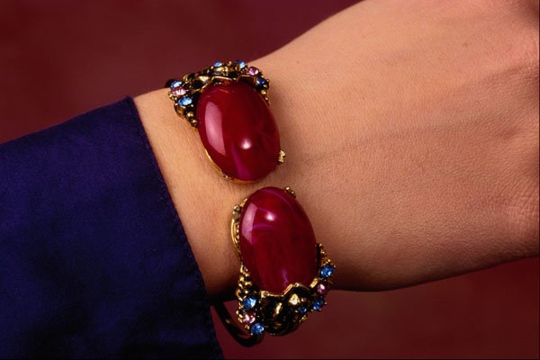 504033 Bracelet A4 Photo Print