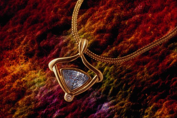 504051 14K Gold And Lapis Lazuli Pendant A4 Photo Print