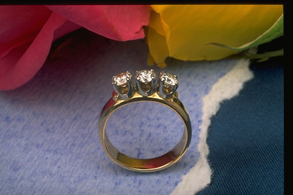 504093 14K Gold Ring With 3 Set Diamonds A4 Photo Print