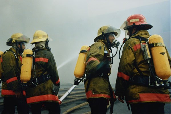 505045 Breathing Apparatus In Use At Multi alarm Commercial Fire A4 Photo Print
