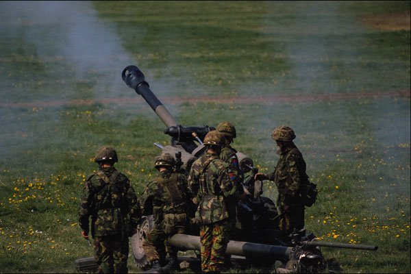 506076 RHA Firing At High Elevation, 105mm Light Gun A4 Photo Print